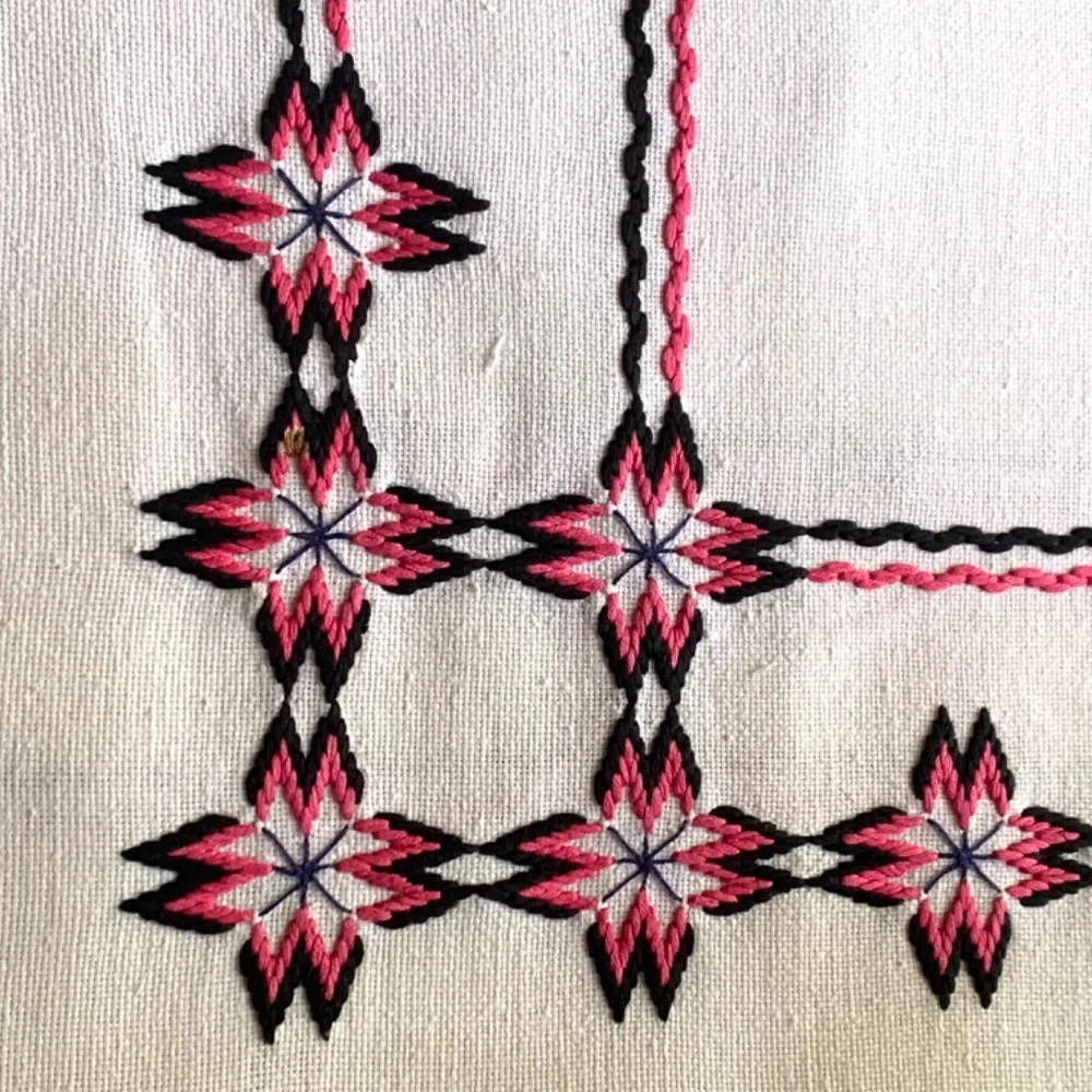 Vintage Hand Embroidered Linen Tablecloth 34x53,5  Pink Black Cross Stitch
